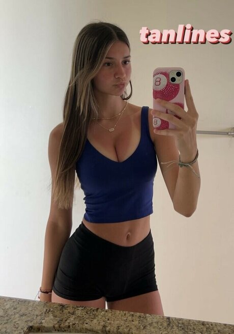 Sophia Alvarez star exclusive photo