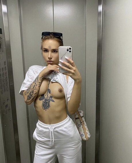 Wolfierisk free actress photos