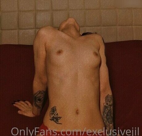 Faith Valdera perfect pornstar photos