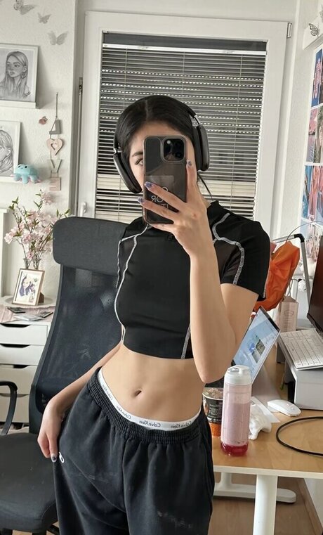 Dani Klieber hd pornstar img