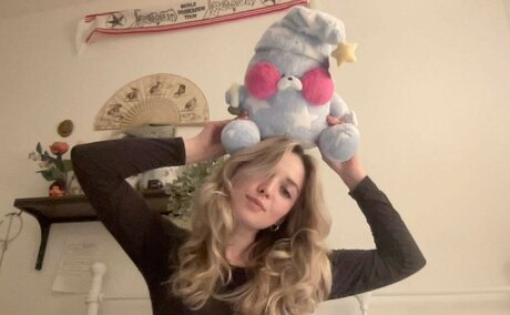 Meg Mills art actress pictures