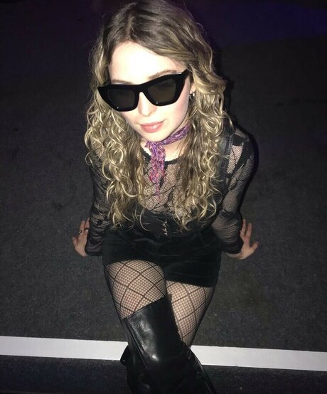 Meg Mills star top pictures