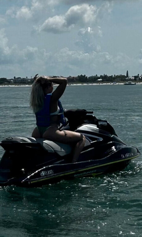 Alexreuter_ star nudes photo