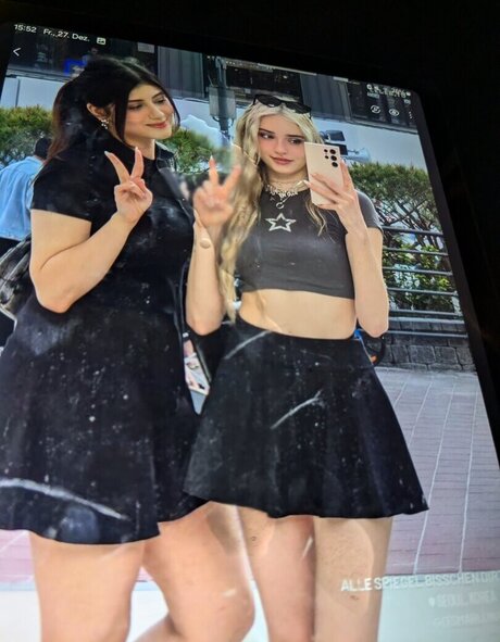 Cum Tributes adult model archive