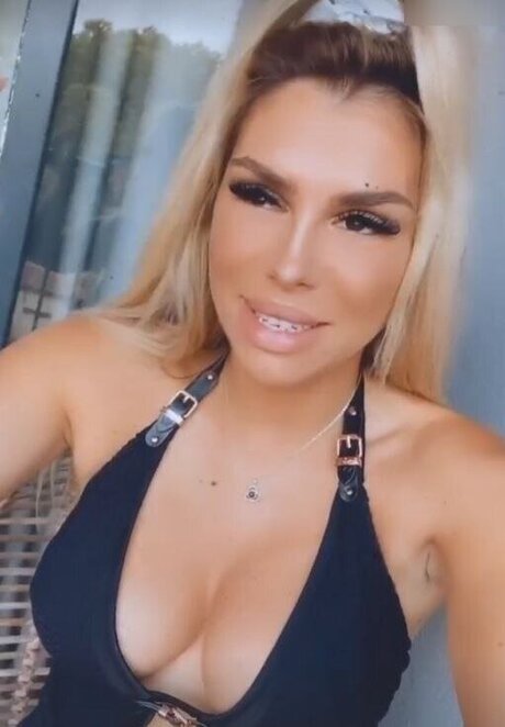 Nathalie Bleicher Woth free model photo