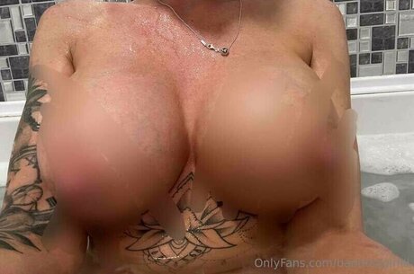 Jade Hunter model sex gallery