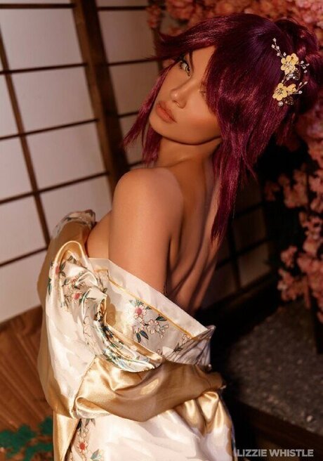 Lizzie Whistle star hd picture