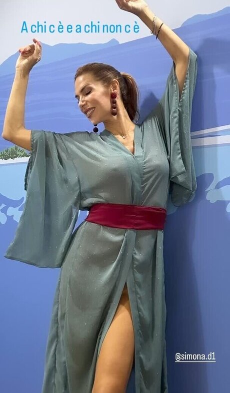 Veronica Maya perfect model pictures