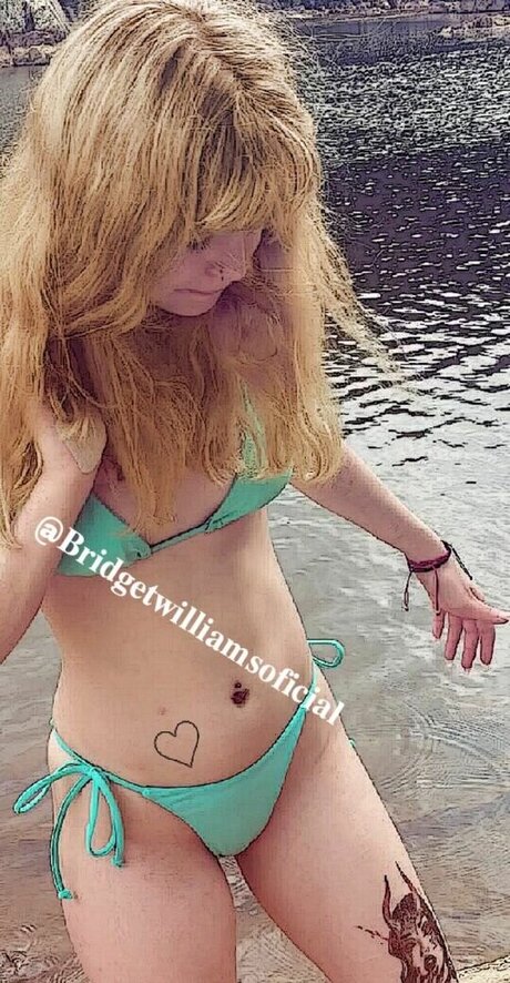 Bridget Williams model hot img