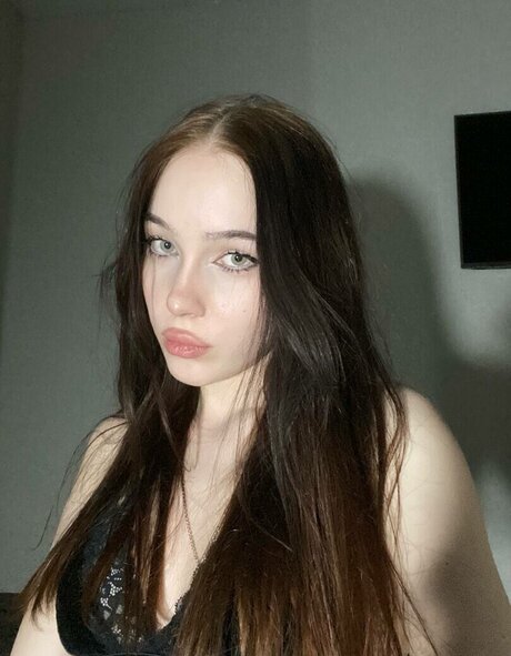 aswrinna high quality pornstar pictures