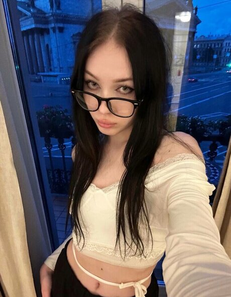 aswrinna model nude pic