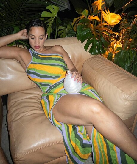 Dascha Polanco star sexy picture