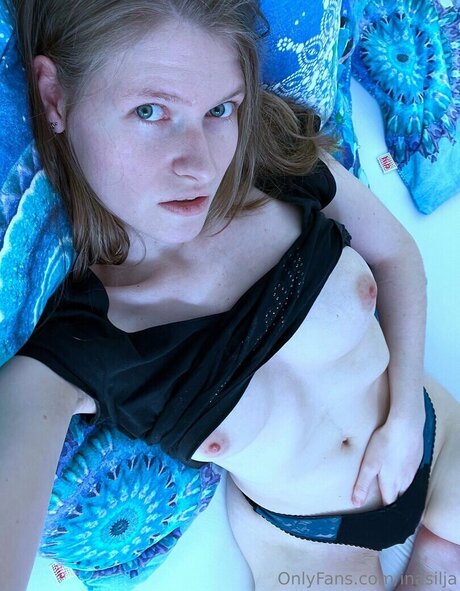 InaSilja pornographic model pic