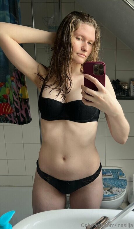 InaSilja star hd gallery