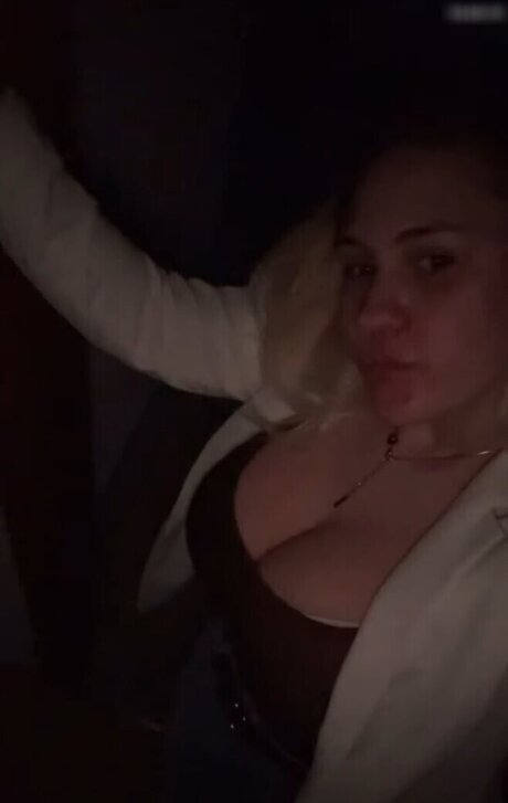 Bay watch model nice photo