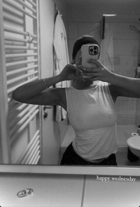 Anna Maria Schimanski sexy actress image