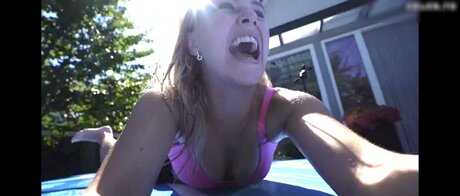 Itsmisabell sex model images