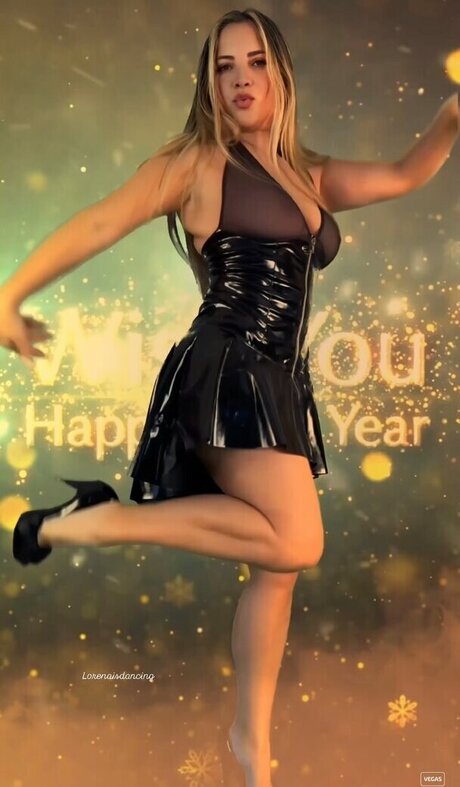 Lorena Is Dancing art star photo