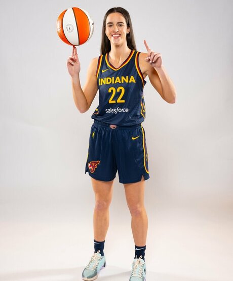 heluvstikax star best picture