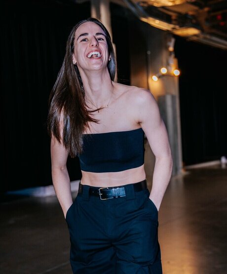 heluvstikax hd actress pic