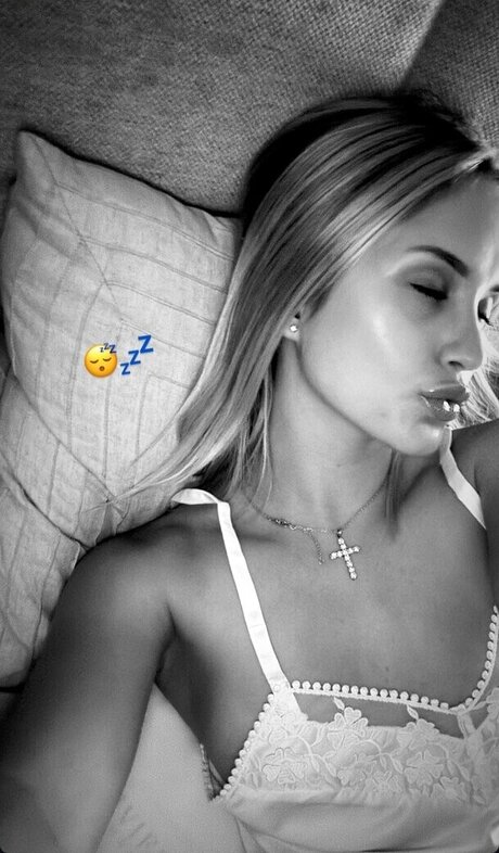 Davina Geiss model naked archive