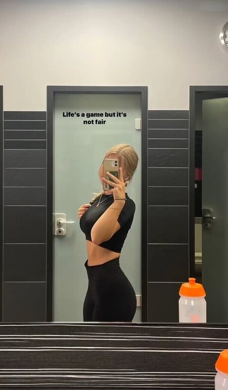 _marie lbs pornographic actress gallery