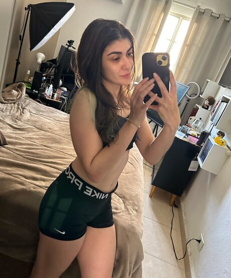 lorak al nudes model galleries