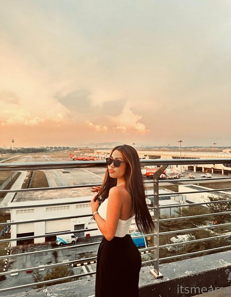 itsmearra sexy pornstar galleries