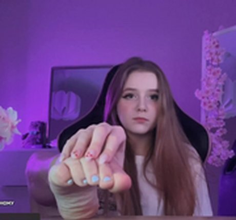 littleangellmarr adult model gallery