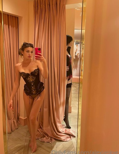 alexiaskye xxx model photos