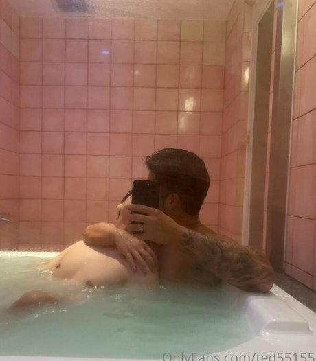 curvy ebony onlyfans top img