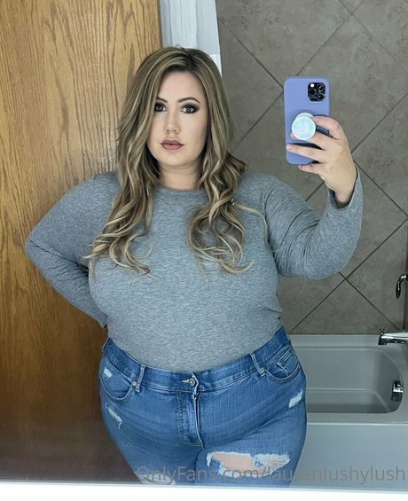 lushie lauren hot model img