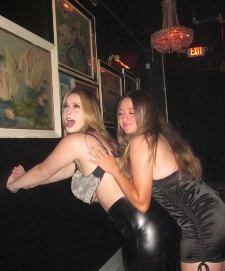 Emma Trotta star sexy pics