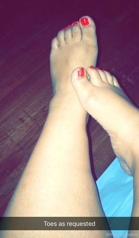 thckslutgoddess nude model pictures