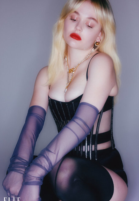 Emily Alyn Lind best pornstar images