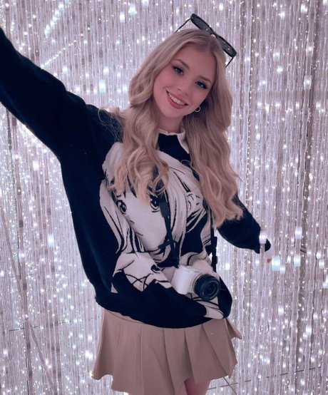 Berticuss nice actress galleries