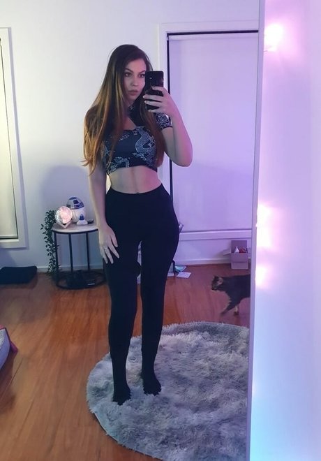 Aliythia star sexy photo