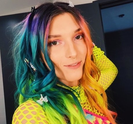 Dani Thorne model nudes pics