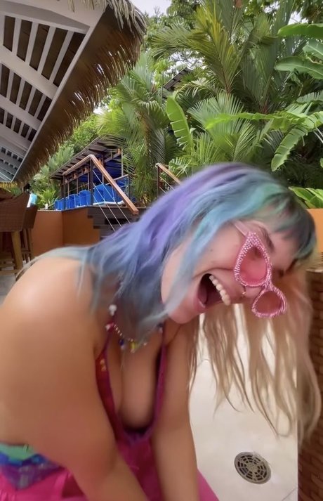 Dani Thorne sexy model pic