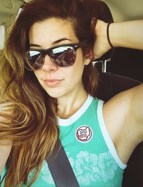 Elspeth Eastman star art archive