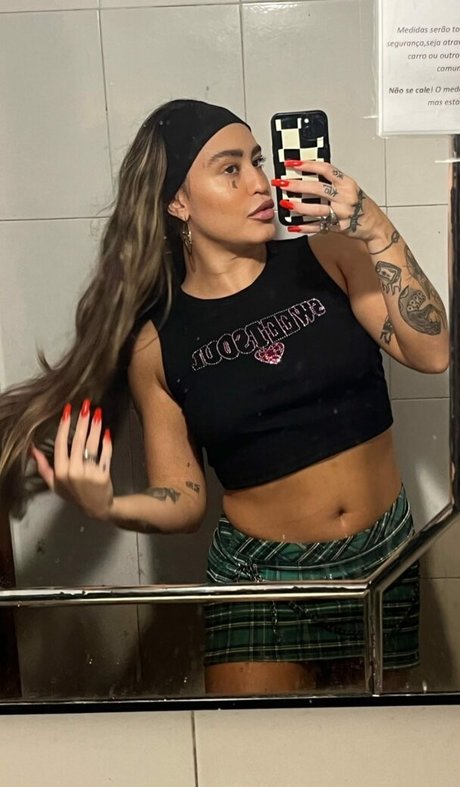 Amy Reis model high quality image