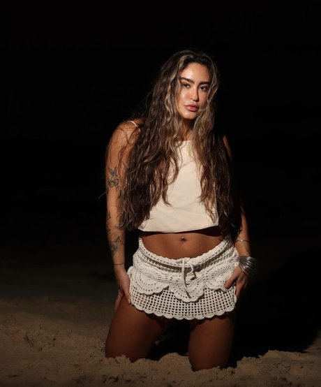 Amy Reis sexy model gallery