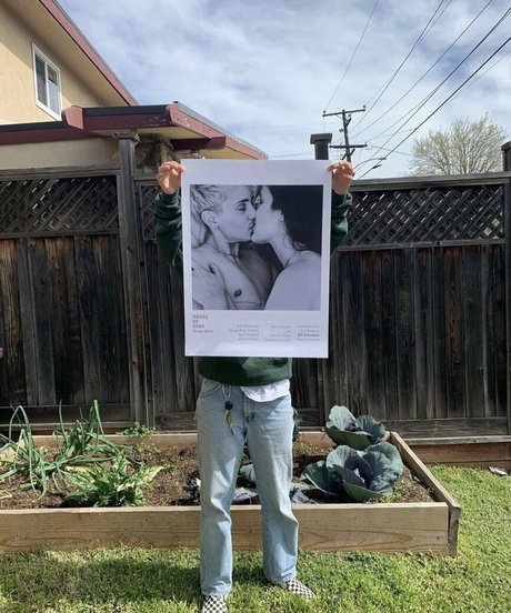 allieoops star nude images