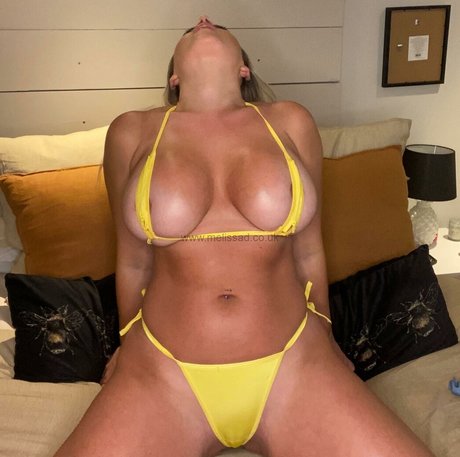 Melissa Debling model adult img