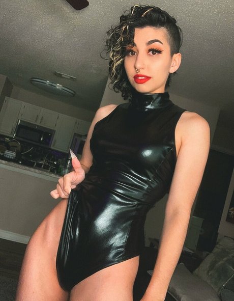 SailorTabbyCat sex model archive