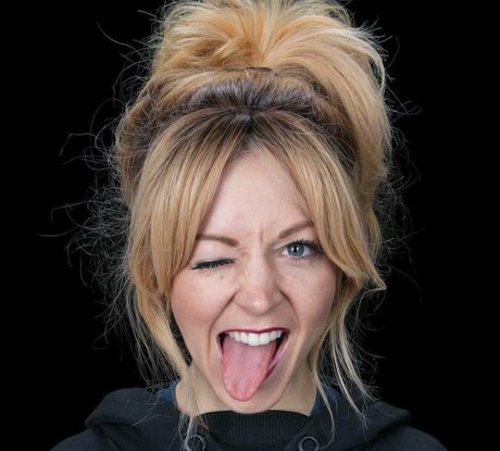 Lindsey Stirling Profile pic