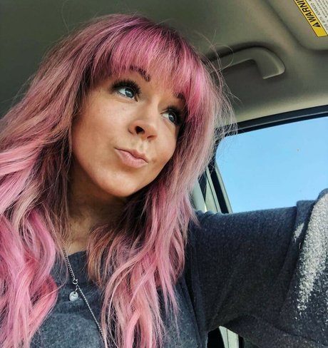 Lindsey Stirling naked pornstar pic