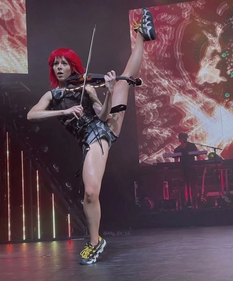 Lindsey Stirling high quality pornstar images