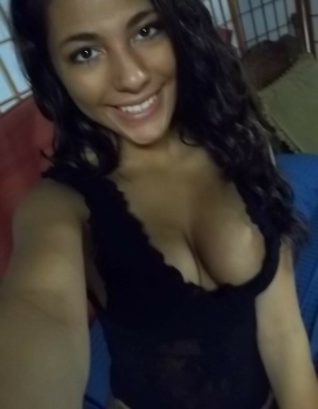 Ava Glam Model free model picture