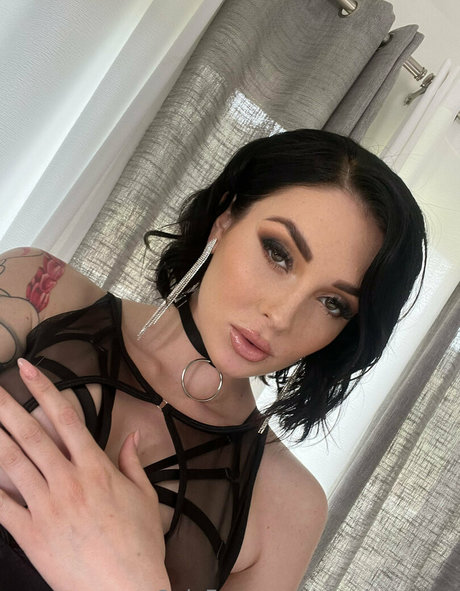 charlottesins nudes pornstar galleries